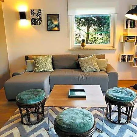 Отель Panorama Apartment Im Schwarzwald In Einzigartiger Lage, Terrasse, 2 Schlafzimmer, Direkt Am Waldrand, Nahe Baden-Baden