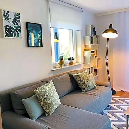Panorama Apartment Im Schwarzwald In Einzigartiger Lage, Terrasse, 2 Schlafzimmer, Direkt Am Waldrand, Nahe Baden-Baden